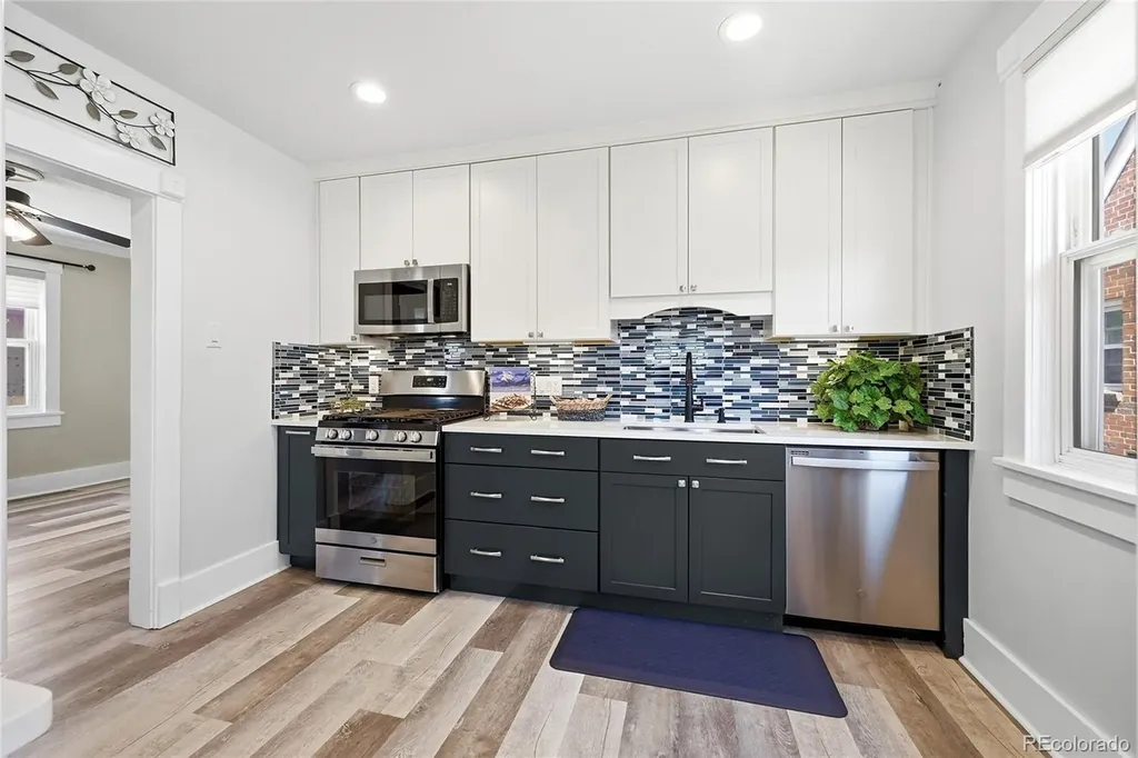 3022 S Acoma Street Englewood CO 80110