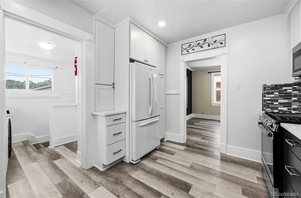 3022 S Acoma Street Englewood CO 80110
