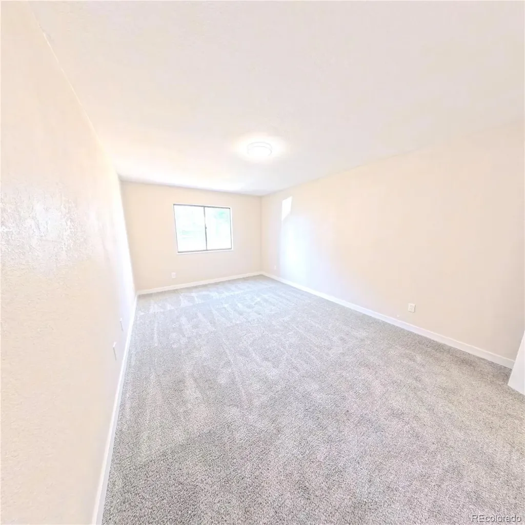 8335 Fairmount Drive Denver CO 80247