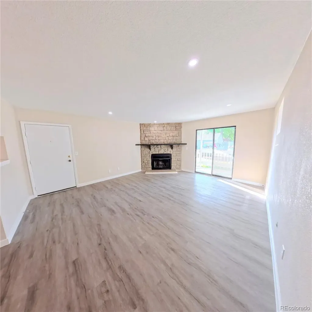 8335 Fairmount Drive Denver CO 80247