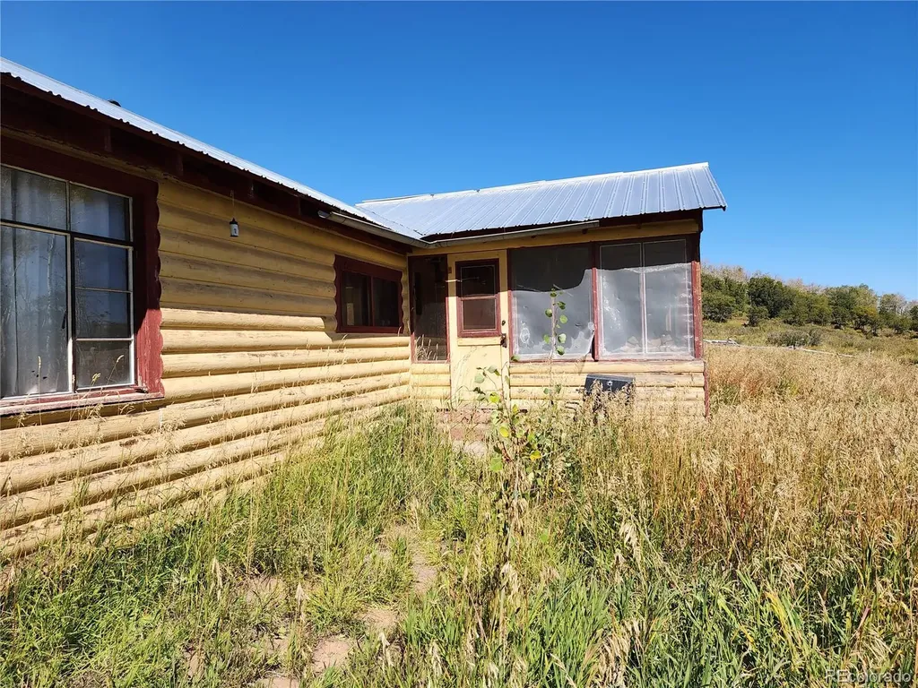 2586 26 1/10 Road Gateway CO 81522