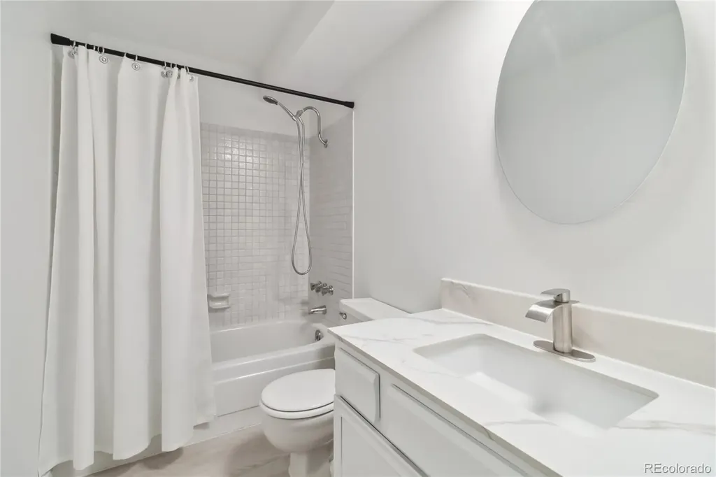 3470 S Poplar Street Denver CO 80224