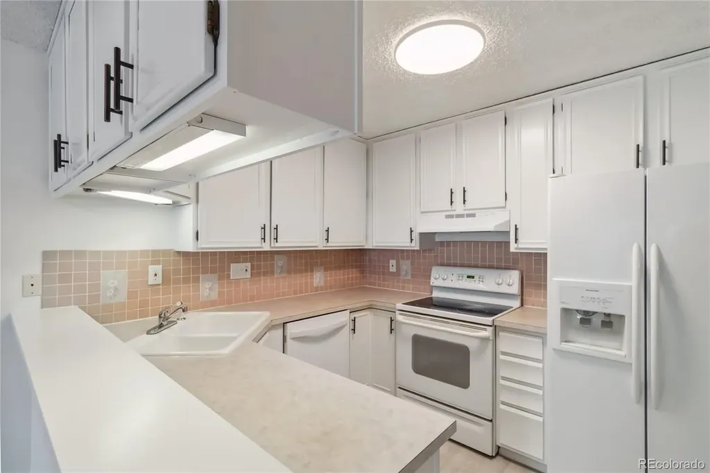 3470 S Poplar Street Denver CO 80224