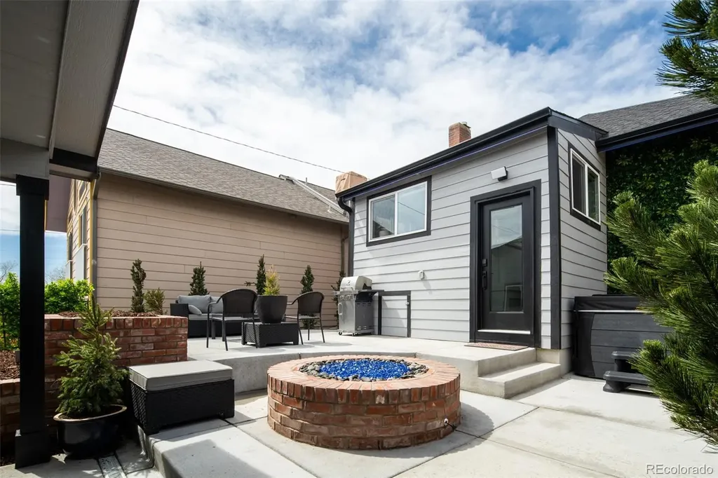 2036 Eliot Street Denver CO 80211