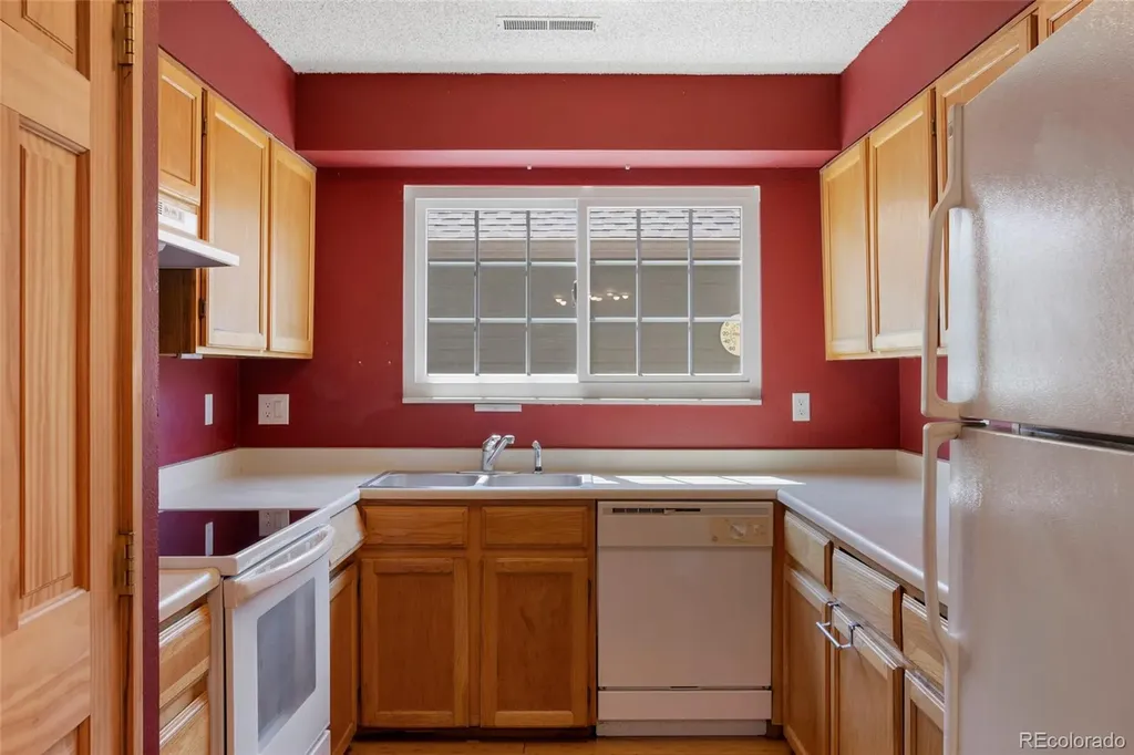 3409 S Ammons Street Denver CO 80227