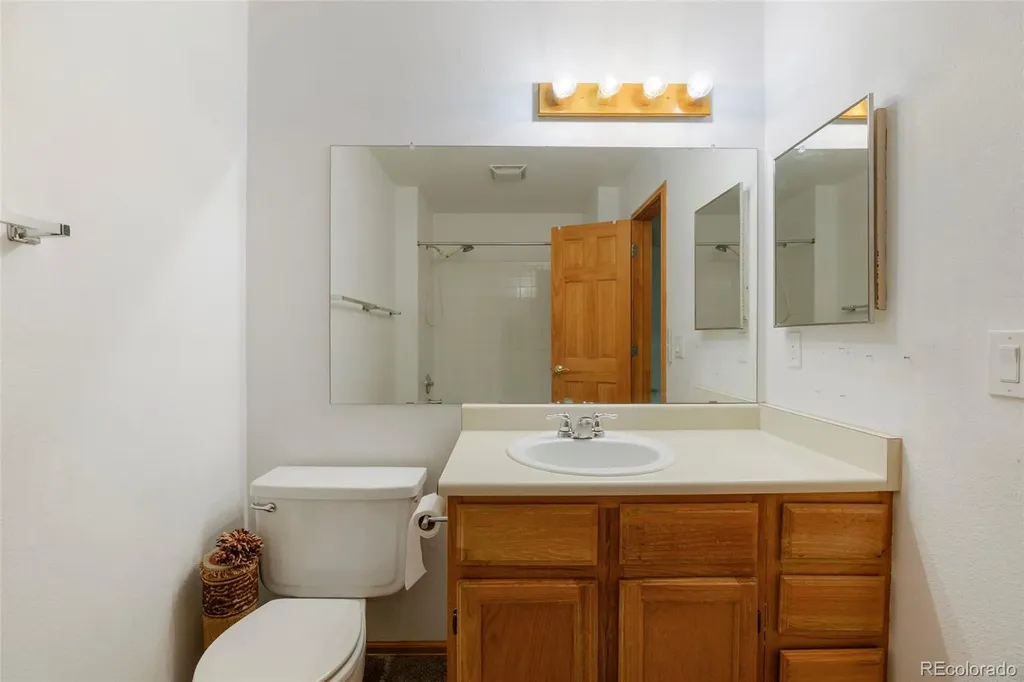 3409 S Ammons Street Denver CO 80227
