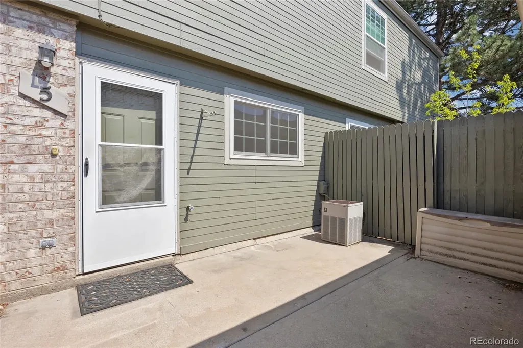 3409 S Ammons Street Denver CO 80227