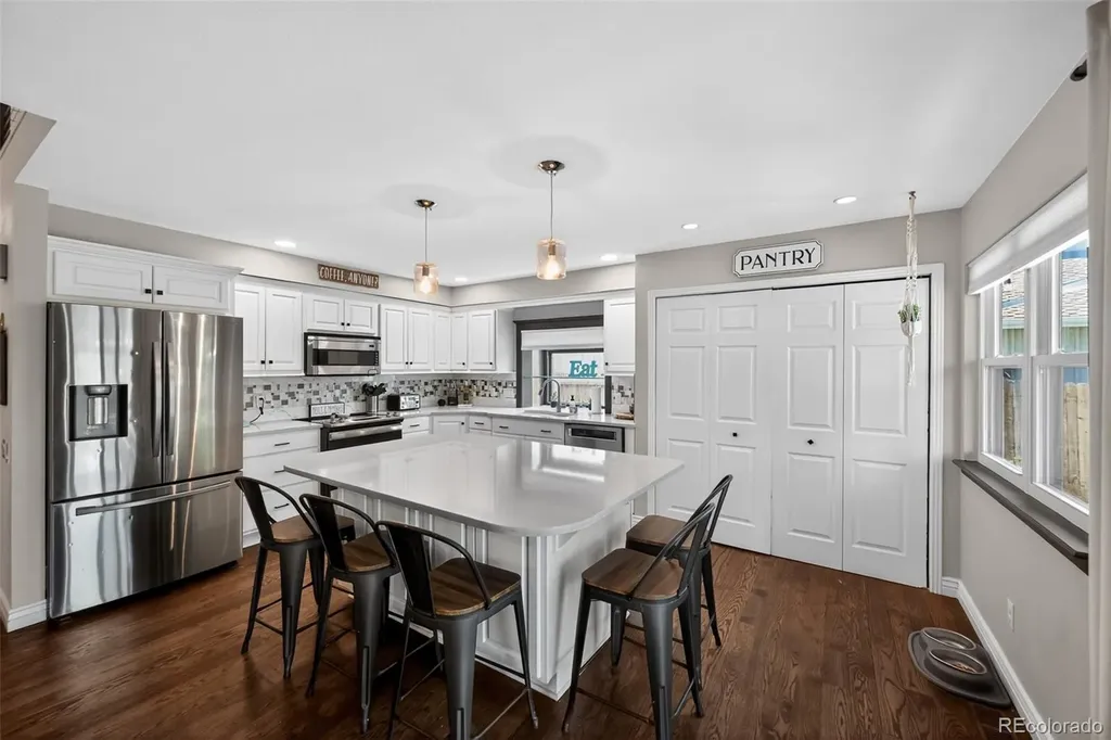 8198 W 81st Drive Arvada CO 80005