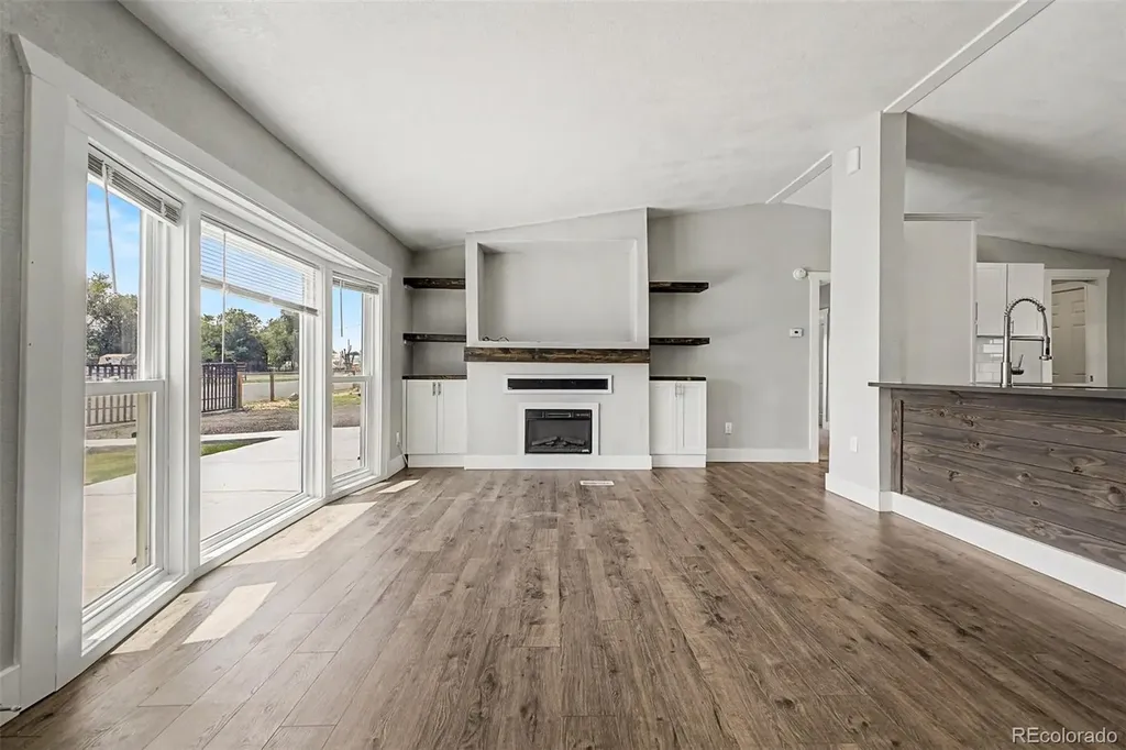325 E Kipp Avenue Keenesburg CO 80643