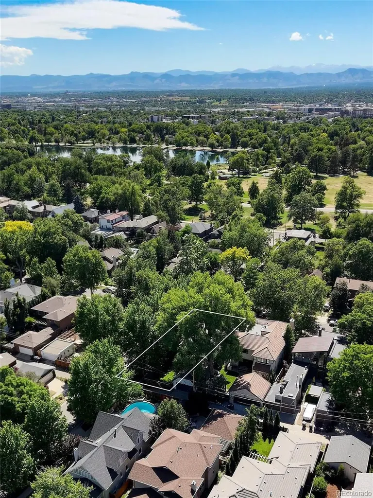 996 S Gilpin Street Denver CO 80209