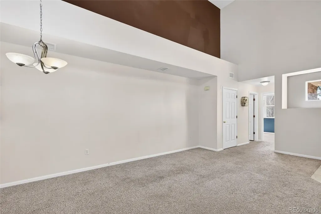 2551 S Bahana Circle Aurora CO 80013