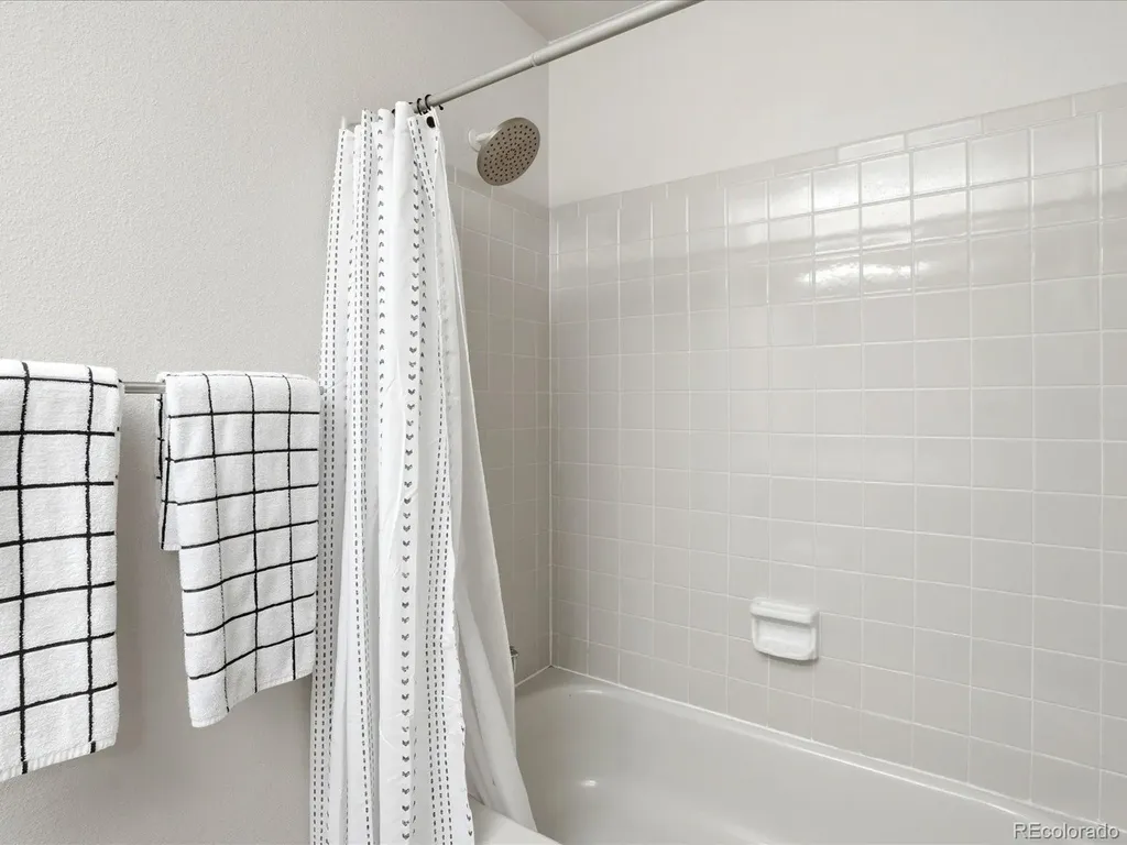 3036 S Halifax Street Aurora CO 80013