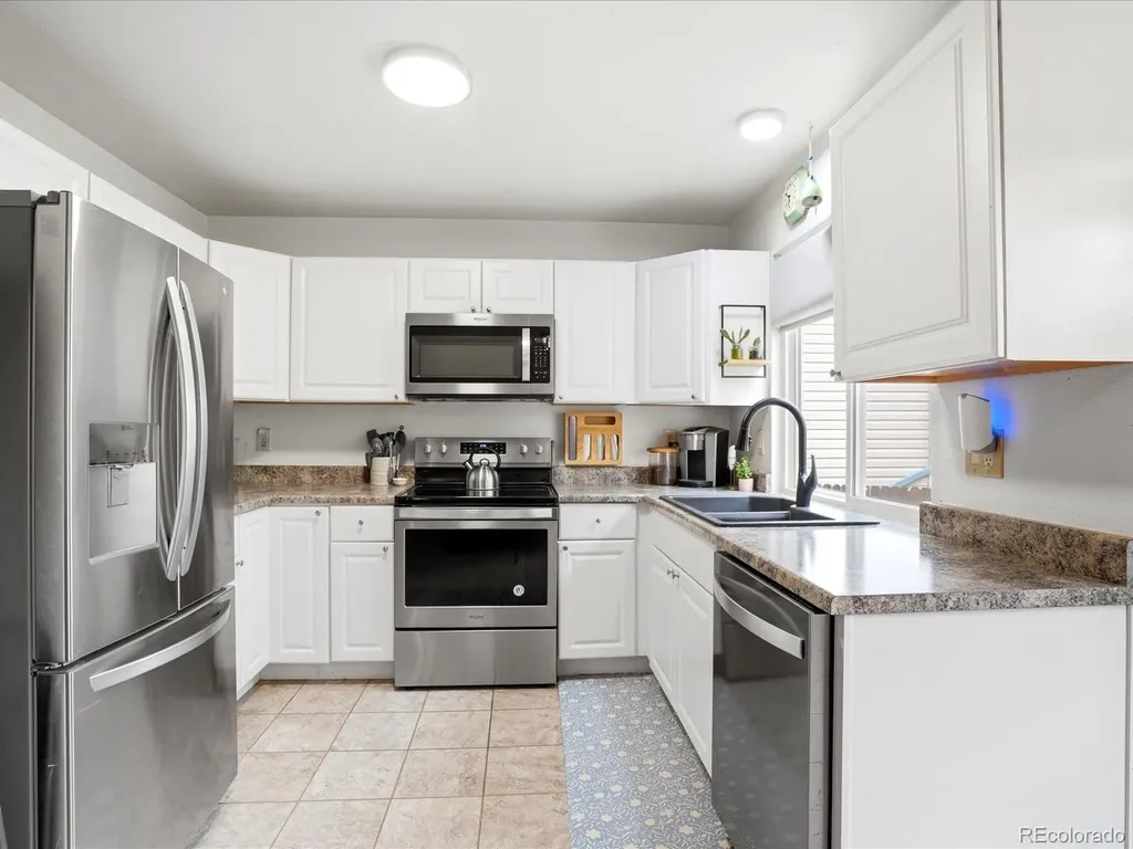 3036 S Halifax Street Aurora CO 80013
