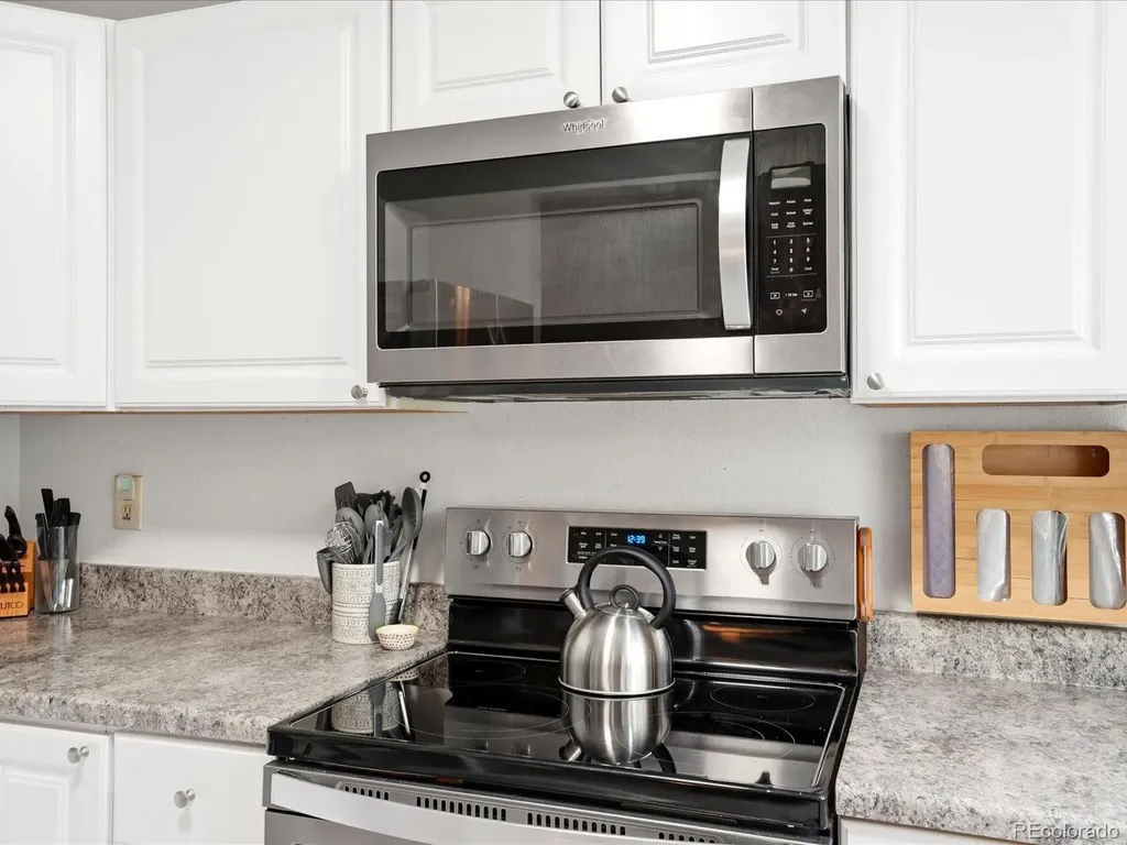 3036 S Halifax Street Aurora CO 80013