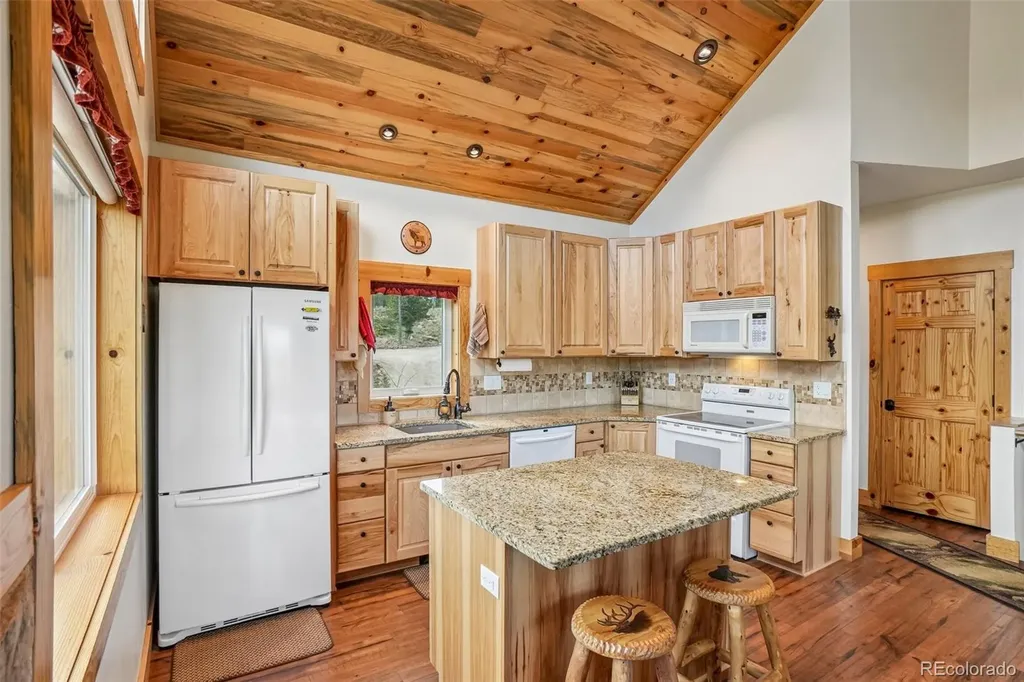 5647 N County Road 73c Red Feather Lakes CO 80545