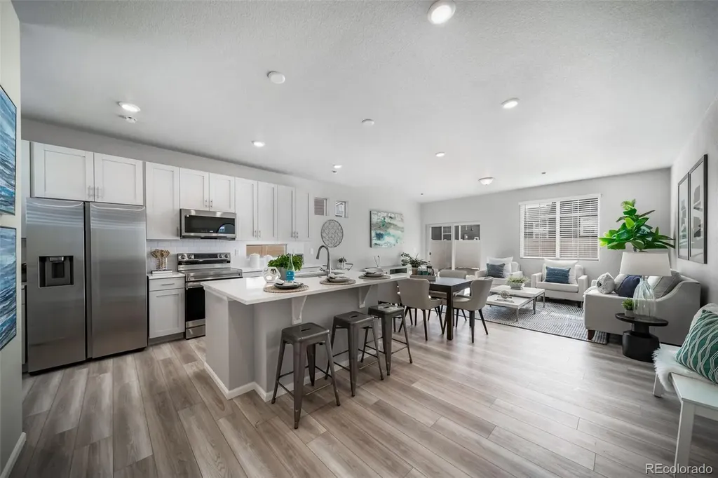 10052 Salem Court Commerce City CO 80022