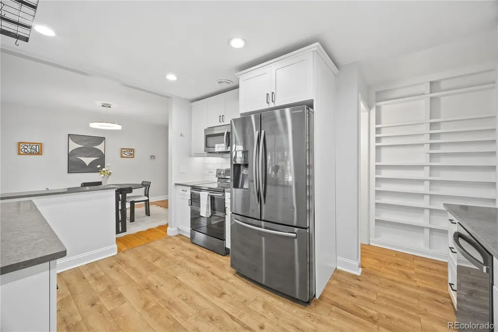 8206 E Lehigh Avenue Denver CO 80237