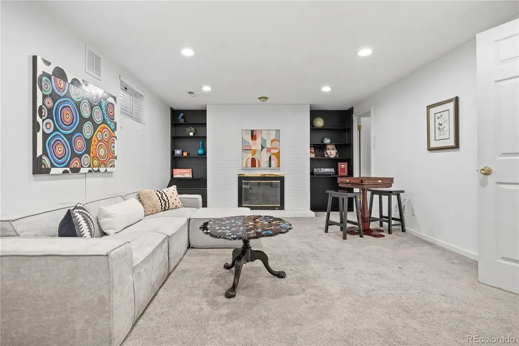 8206 E Lehigh Avenue Denver CO 80237