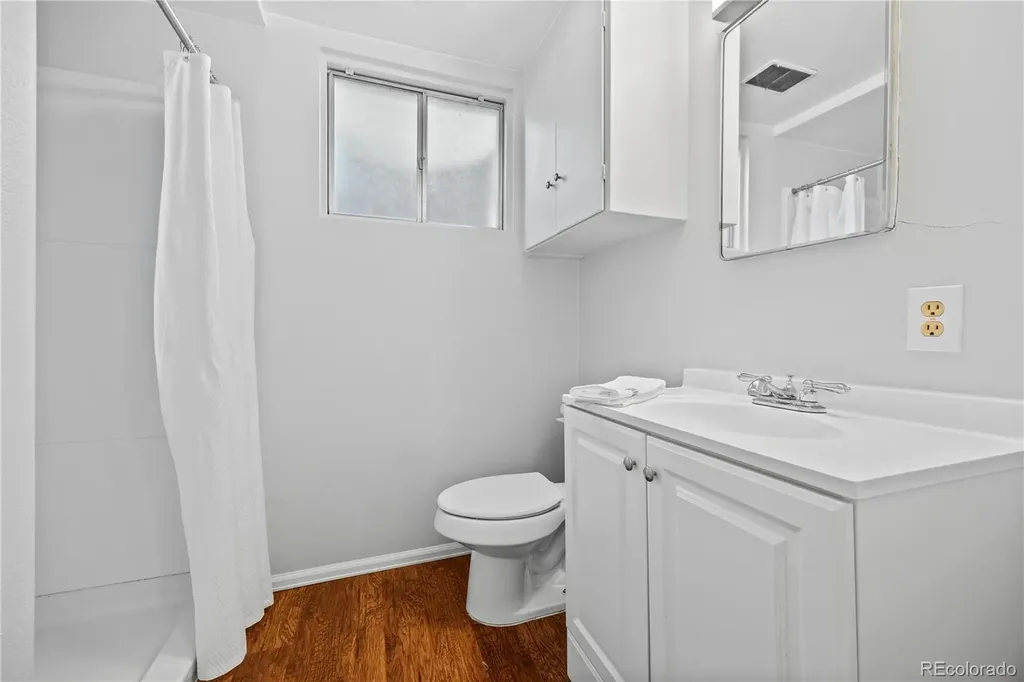8206 E Lehigh Avenue Denver CO 80237