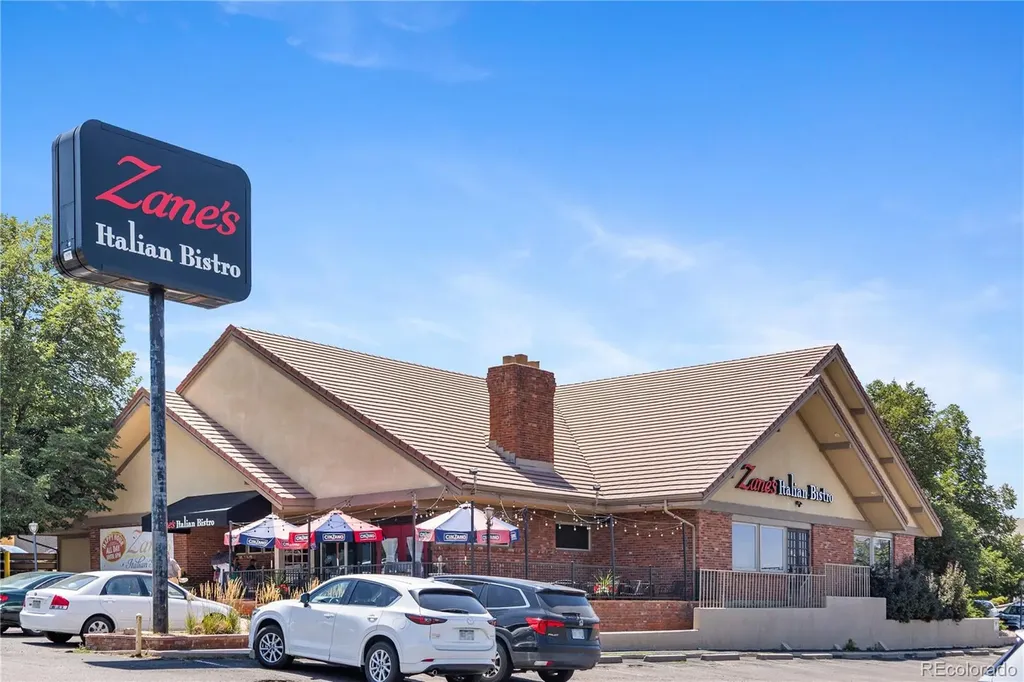 8206 E Lehigh Avenue Denver CO 80237