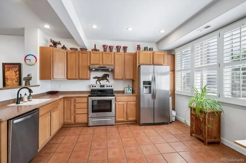 2947 W Riverwalk Circle Littleton CO 80123