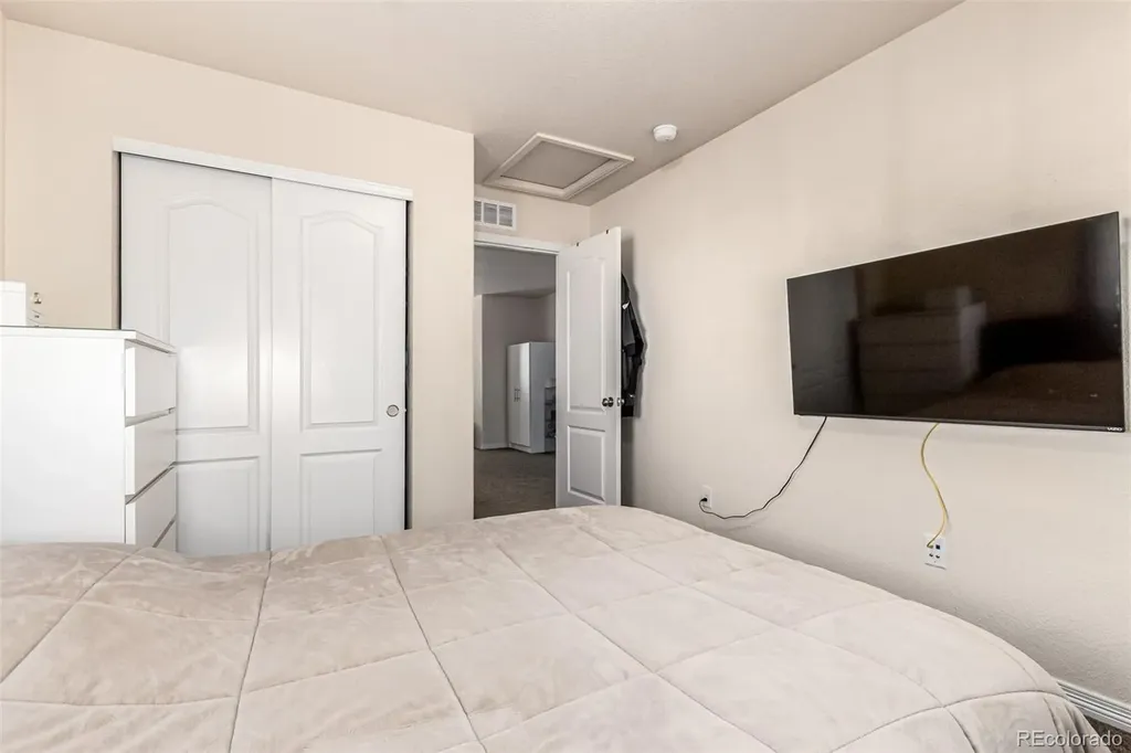 21074 E Doane Place Aurora CO 80013
