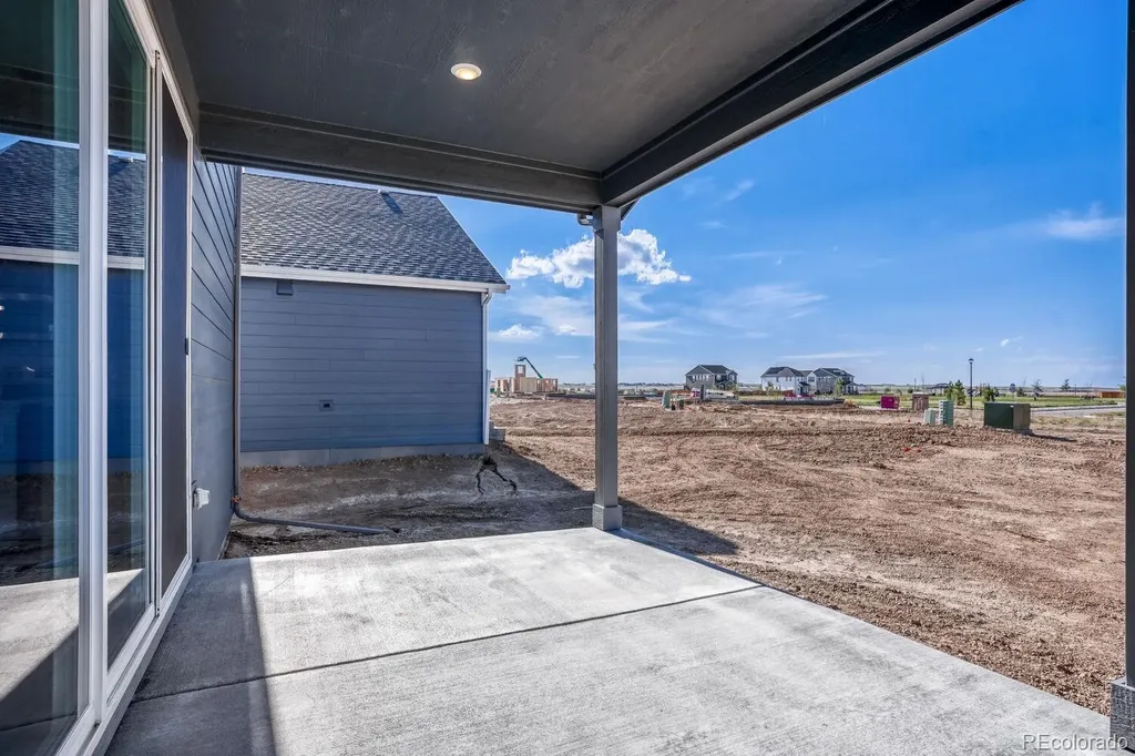 54933 E 28th Place Strasburg CO 80136
