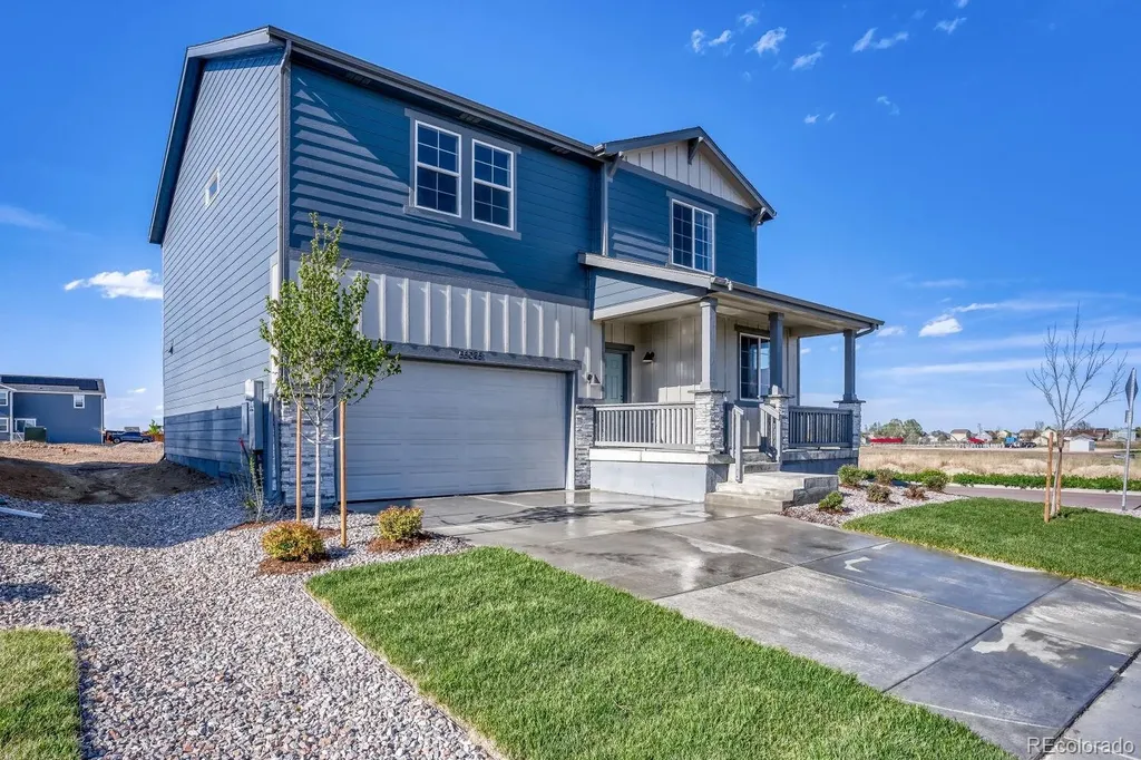 54933 E 28th Place Strasburg CO 80136