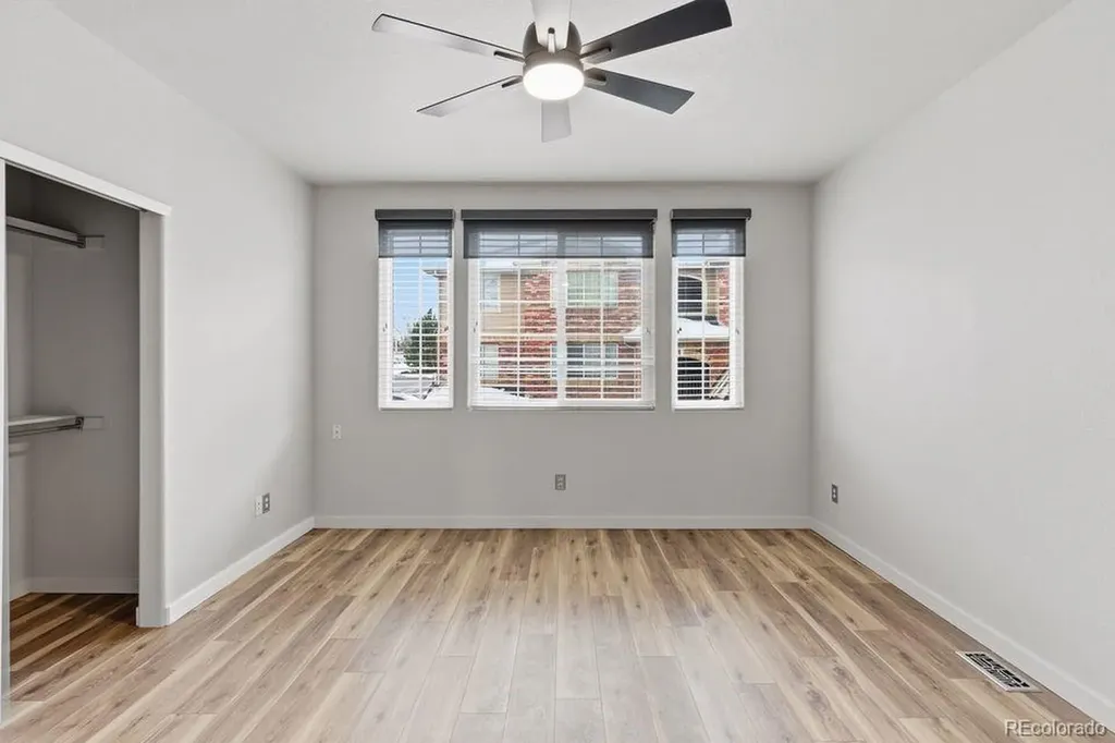 8944 Fox Drive Denver CO 80260