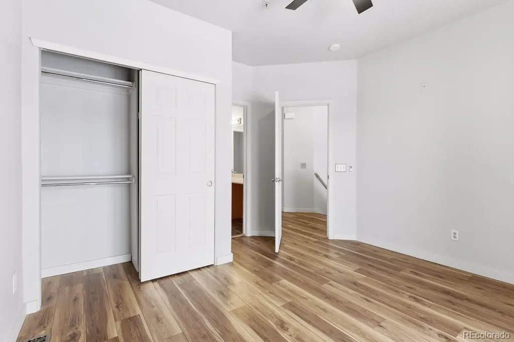 8944 Fox Drive Denver CO 80260