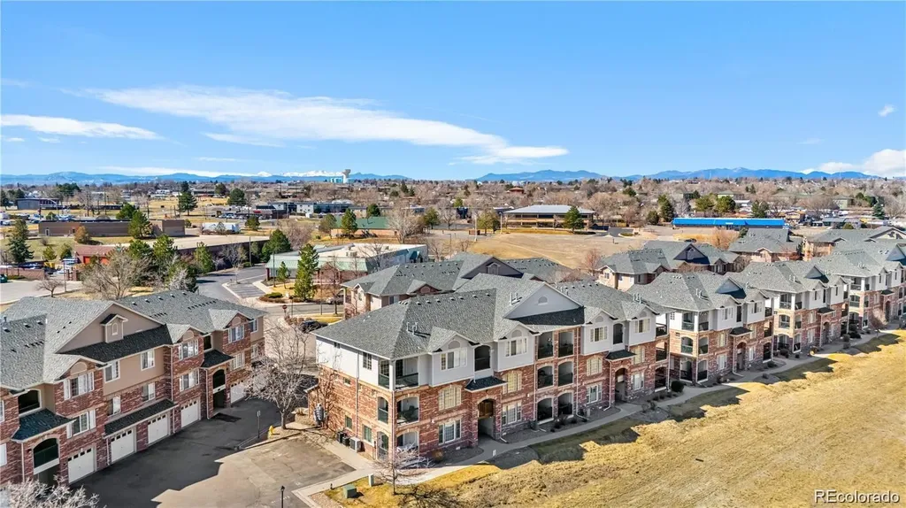 8944 Fox Drive Denver CO 80260