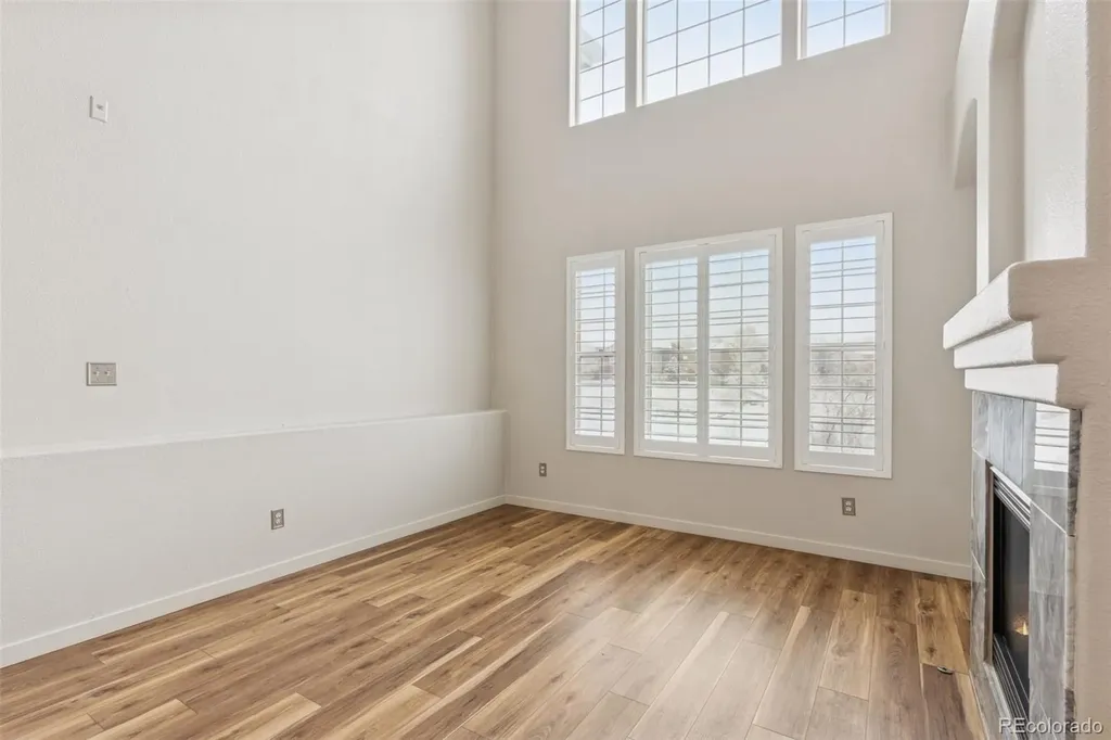8944 Fox Drive Denver CO 80260