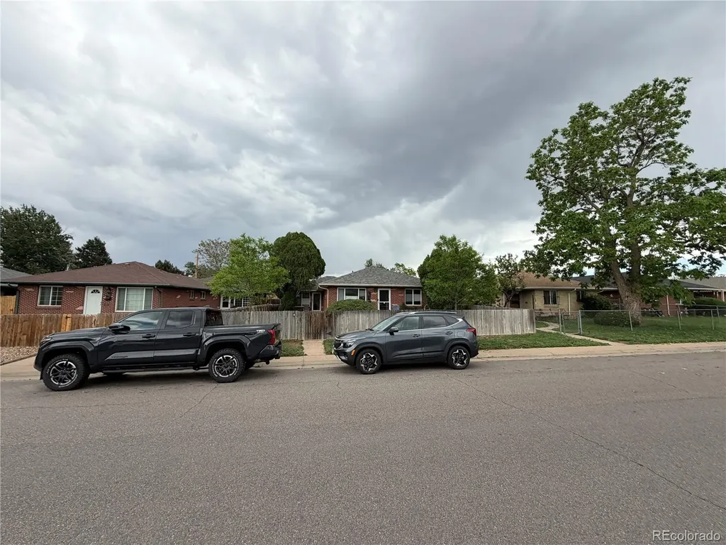 3632 Grape Street Denver CO 80207
