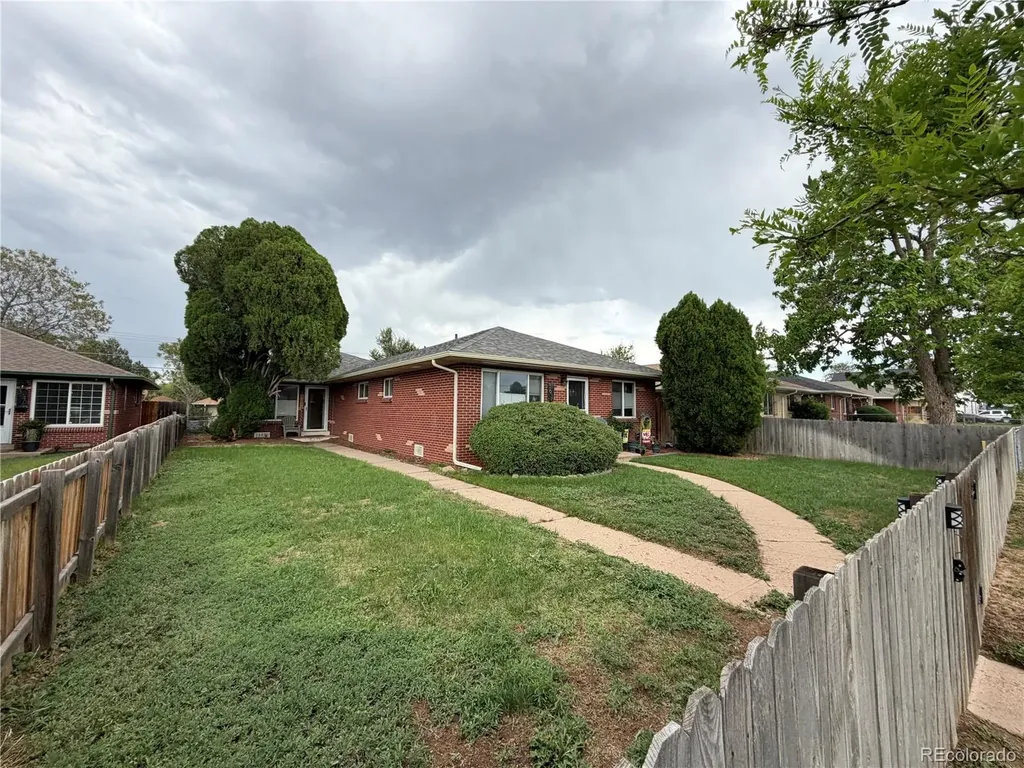 3632 Grape Street Denver CO 80207