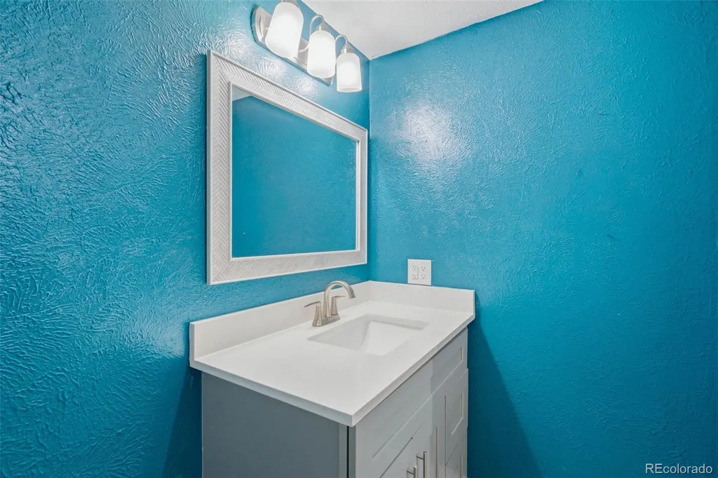 1154 S Kalispell Street Aurora CO 80017