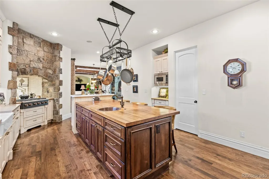 65L Ash Street Denver CO 80220