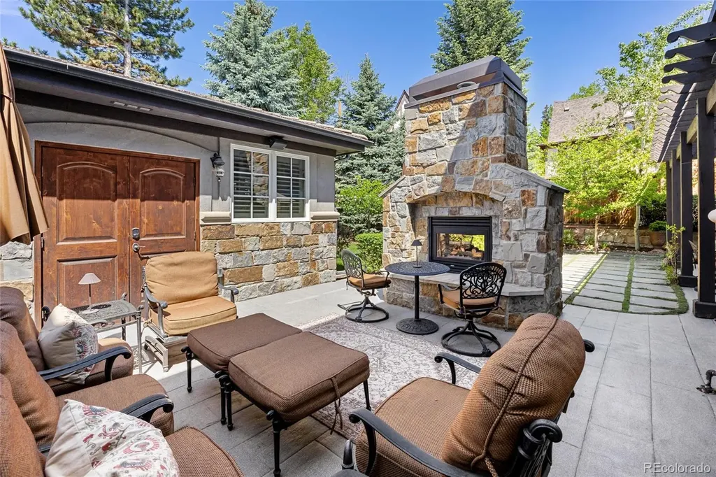 65L Ash Street Denver CO 80220