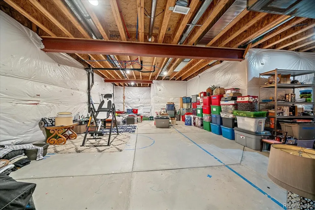 19661 W 95th Place Arvada CO 80007