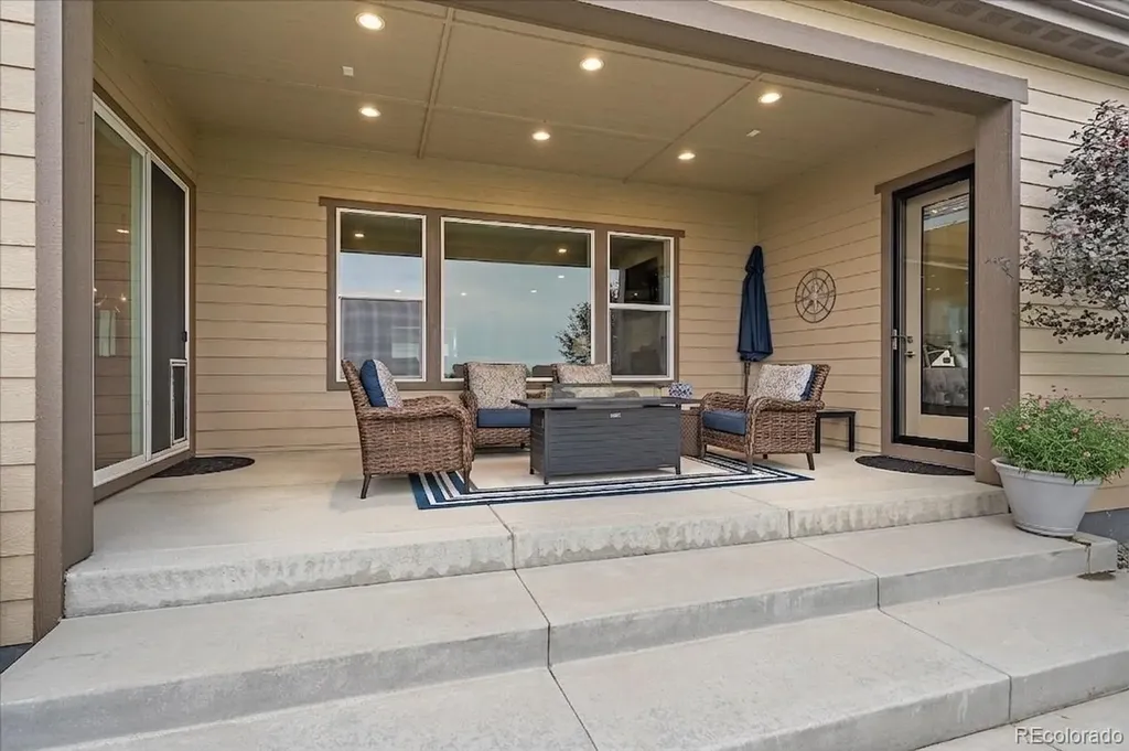 19661 W 95th Place Arvada CO 80007