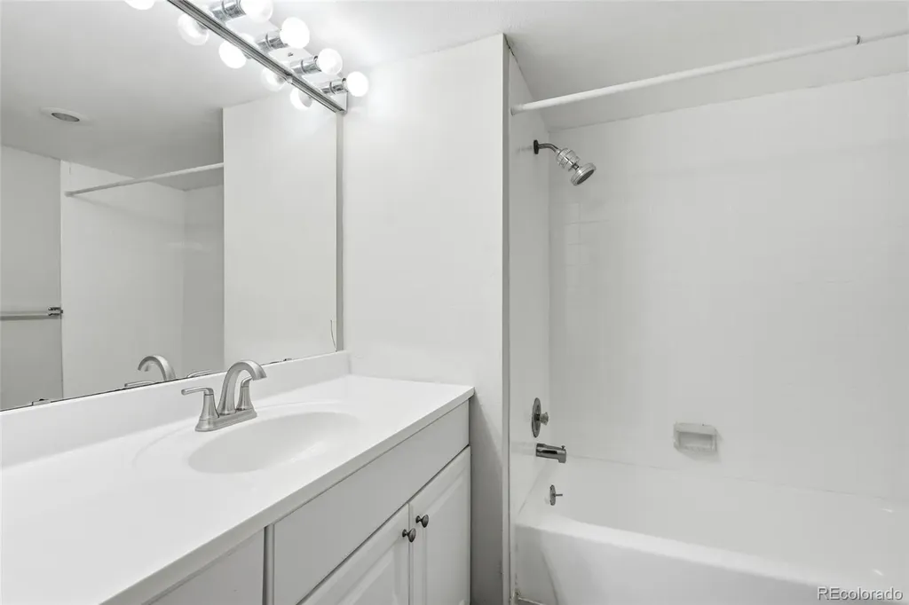 532 Oakwood Drive Castle Rock CO 80104