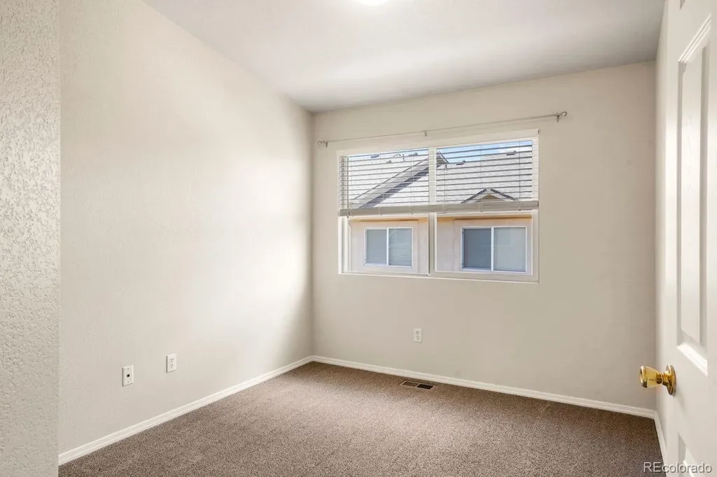 5602-5014 Towson View Colorado Springs CO 80918