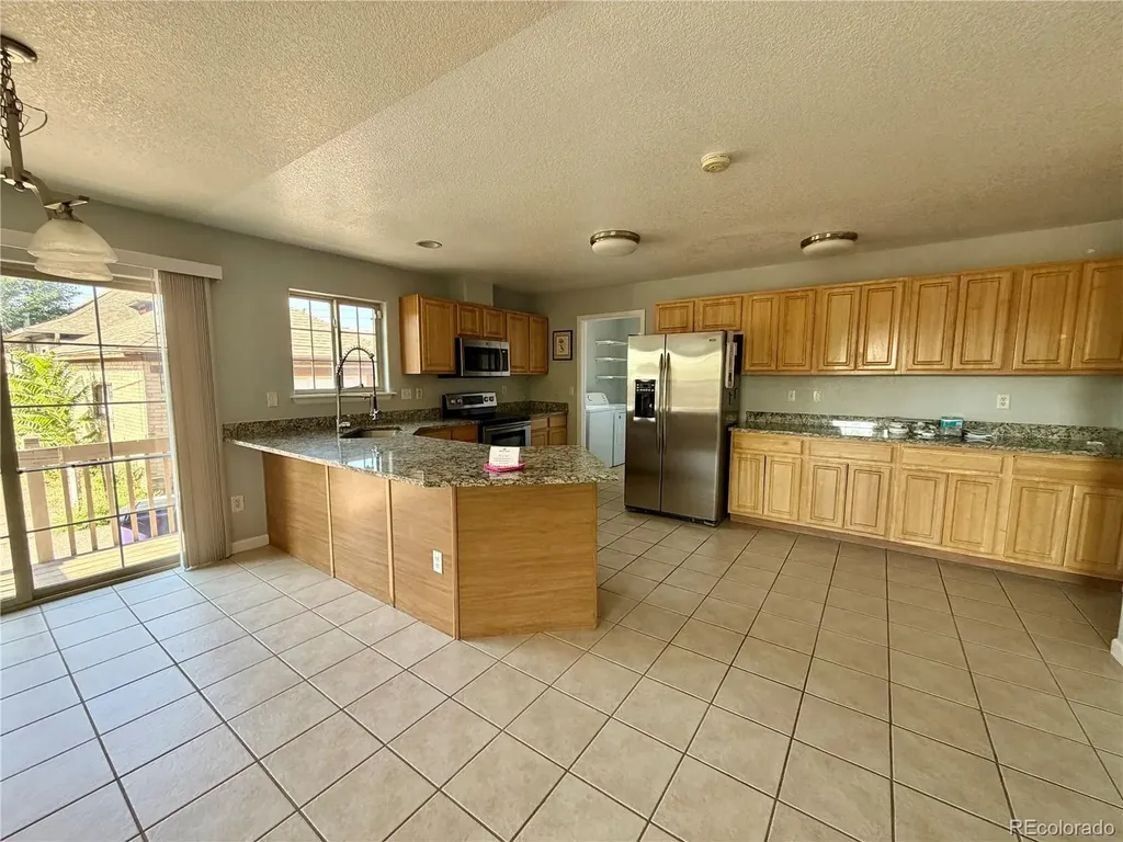 3841 Grove Street Denver CO 80211