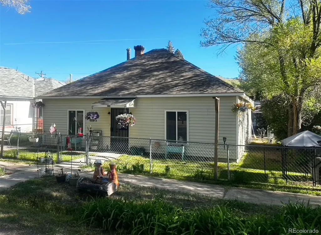 230 San Juan Avenue Saguache CO 81149