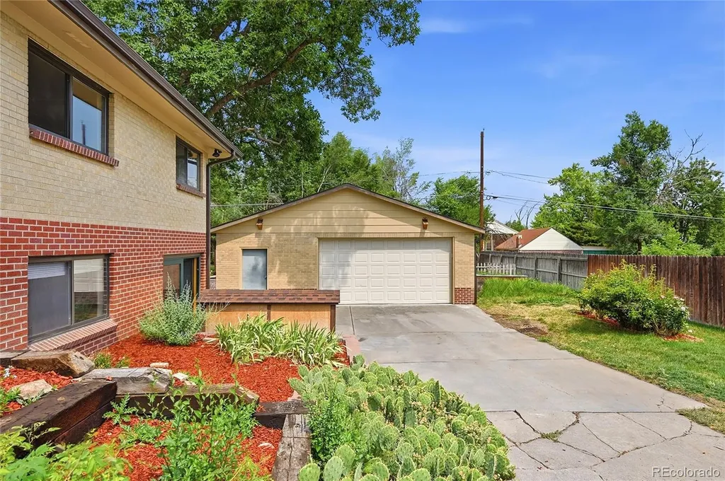 2140 Carr Street Denver CO 80214