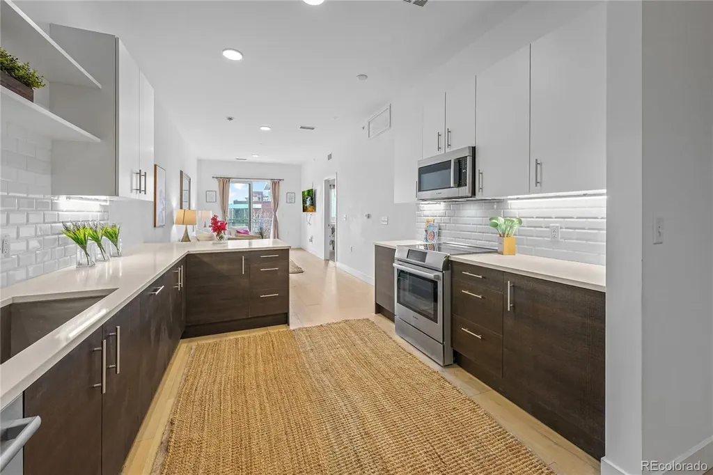2530 Lawrence Street Denver CO 80205