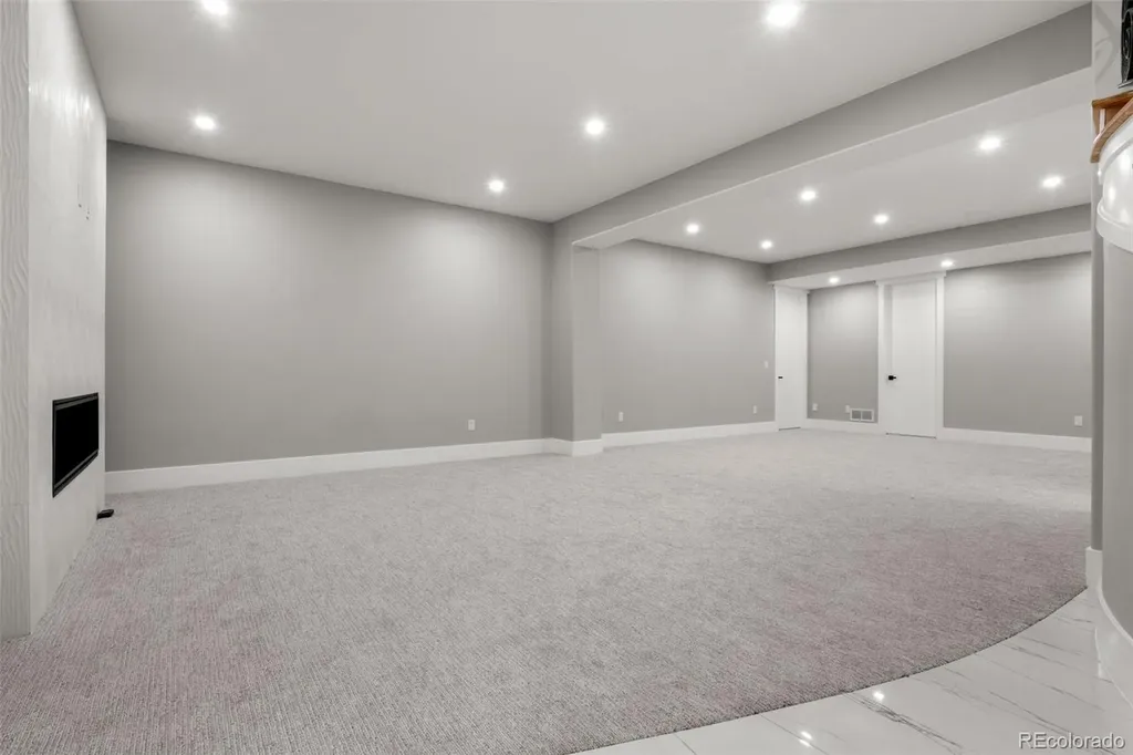 6776 S Flanders Court Centennial CO 80016