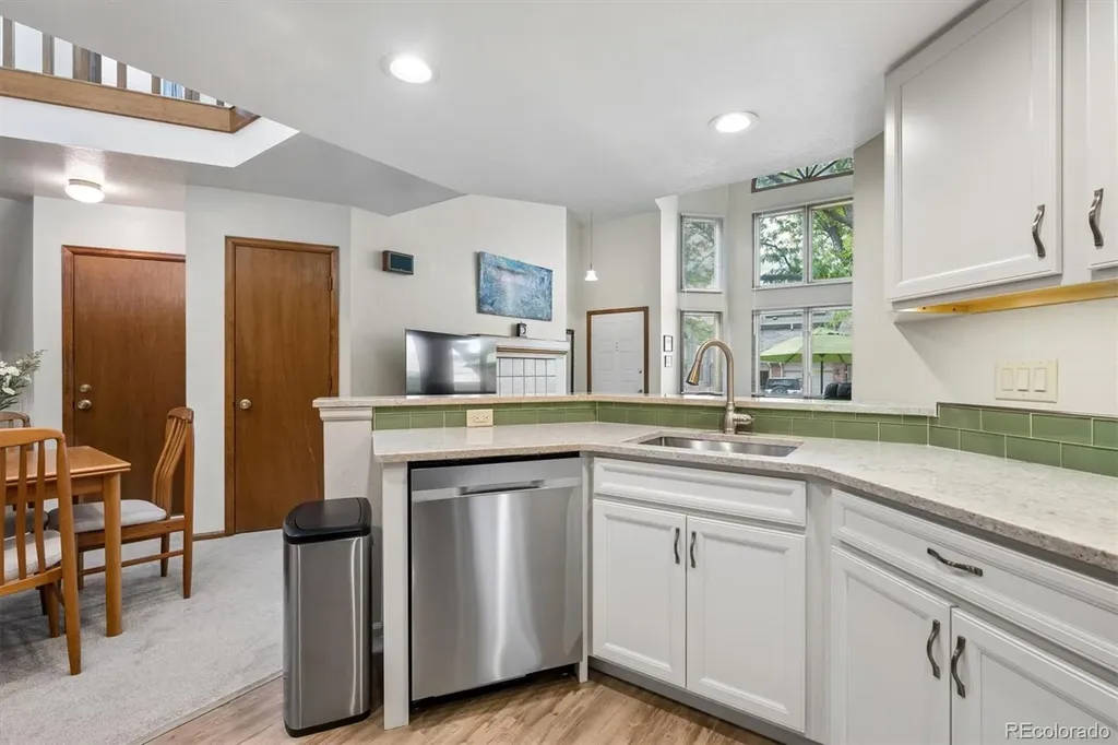 5263 Union Court Arvada CO 80002