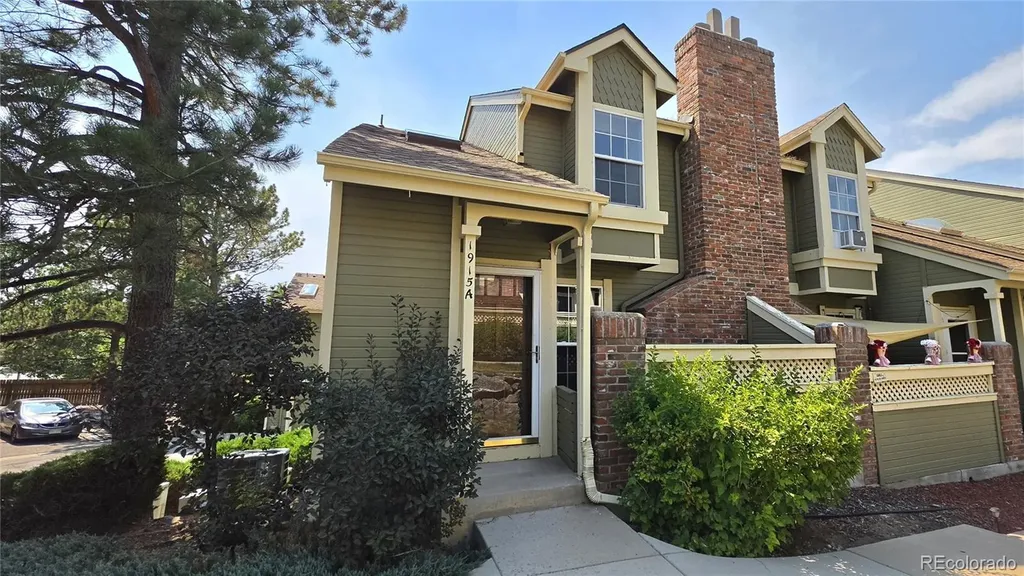 1915 S Hannibal Street Aurora CO 80013