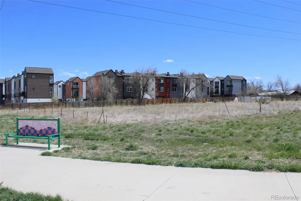 5701 W 10th Avenue Lakewood CO 80214