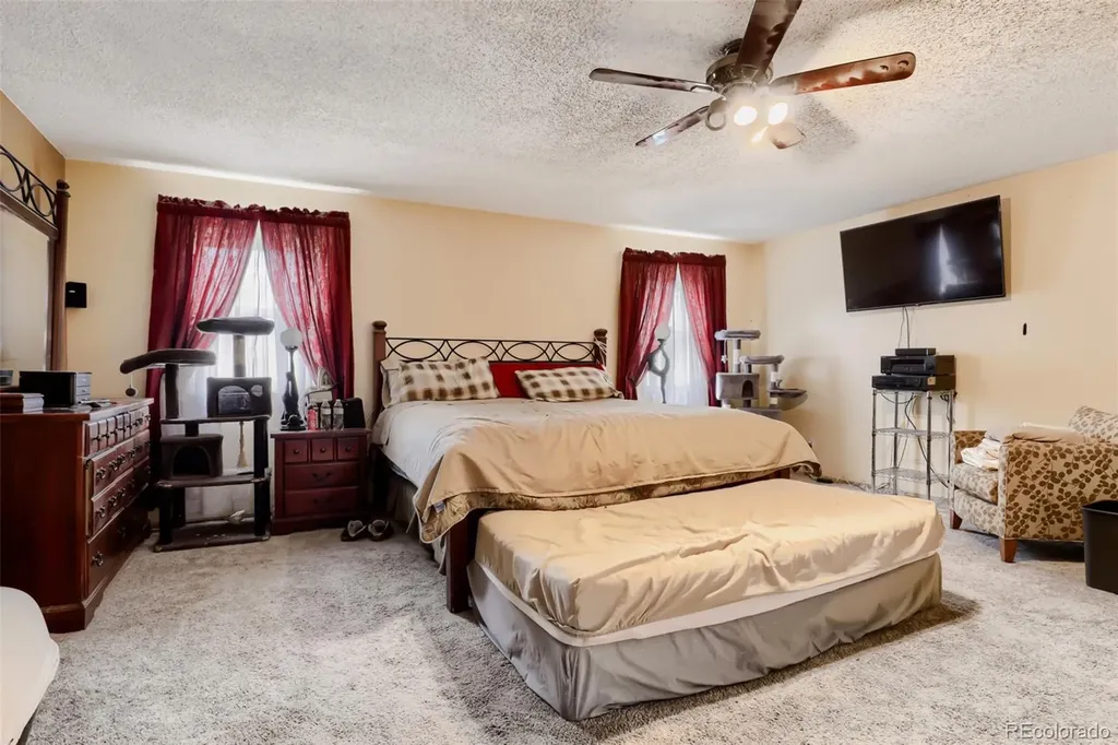 891 S Memphis Way Aurora CO 80017